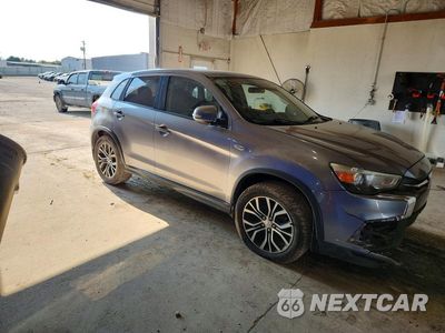 Czwarte zdjęcie samochodu z boku: 2018 MITSUBISHI OUTLANDER SPORT ES VIN:JA4AR3AU9JZ003323 - miniatura