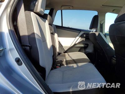 Zdjęcie 11 z 13 samochodu: 2017 TOYOTA RAV4 HYBRID XLE VIN:JTMRJREV0HD111570 - miniatura