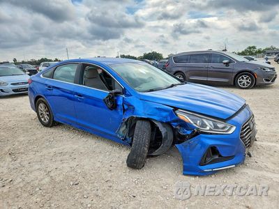 Czwarte zdjęcie samochodu z boku: 2018 HYUNDAI SONATA SE VIN:5NPE24AF4JH600762 - miniatura