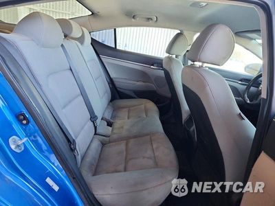 Zdjęcie 10 z 13 samochodu: 2017 HYUNDAI ELANTRA SE VIN:KMHD74LF6HU095135 - miniatura