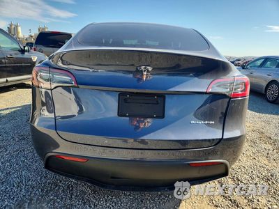 Zdjęcie 6 z 13 samochodu: 2022 TESLA MODEL Y VIN:7SAYGAEE8NF420335 - miniatura