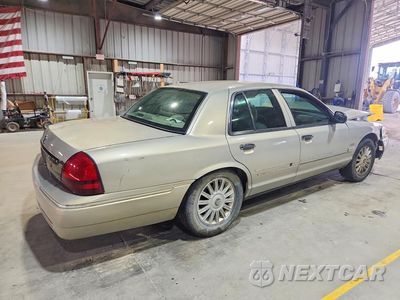 Trzecie zdjęcie samochodu z tyłu: 2010 MERCURY GRAND MARQUIS LS VIN:2MEBM7FV6AX619244 - miniatura