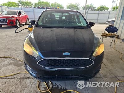 Piąte zdjęcie samochodu w środku: 2015 FORD FOCUS SE VIN:1FADP3K2XFL345515 - miniatura