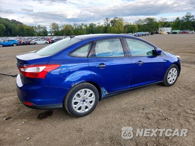 Trzecie zdjęcie samochodu z tyłu: 2012 FORD FOCUS SE VIN:1FAHP3F25CL408768 - miniatura