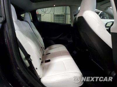 Zdjęcie 10 z 12 samochodu: 2025 TESLA MODEL Y VIN:7SAYGDEE4SF251900 - miniatura