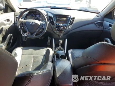 Zdjęcie 8 z 12 samochodu: 2013 HYUNDAI VELOSTER TURBO VIN:KMHTC6AE4DU136241 - miniatura