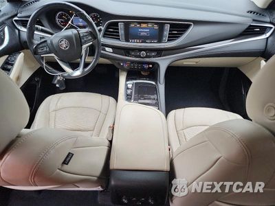 Zdjęcie 8 z 13 samochodu: 2023 BUICK ENCLAVE ESSENCE VIN:5GAEVAKW3PJ150561 - miniatura