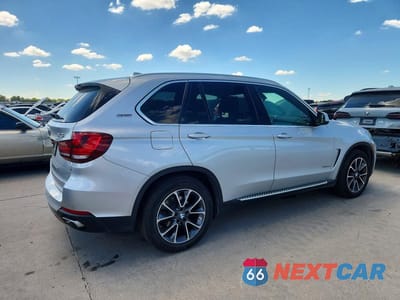 Trzecie zdjęcie samochodu z tyłu: 2018 BMW X5 XDR40E VIN:5UXKT0C56J0W02537 - miniatura