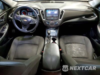 Zdjęcie 8 z 12 samochodu: 2021 CHEVROLET MALIBU LT VIN:1G1ZD5ST7MF003814 - miniatura