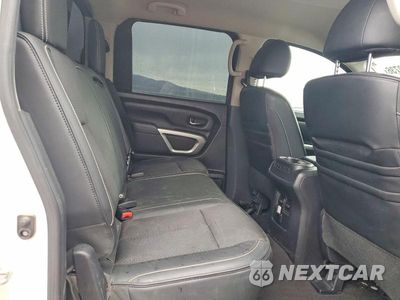 Zdjęcie 10 z 12 samochodu: 2016 NISSAN TITAN VIN:1N6BA1F46GN518064 - miniatura