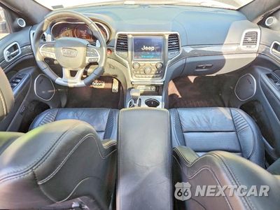 Zdjęcie 8 z 13 samochodu: 2018 JEEP GRAND CHEROKEE TRACKHAWK VIN:1C4RJFN9XJC266611 - miniatura