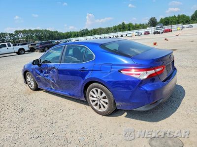 Drugie zdjęcie samochodu z przodu: 2018 TOYOTA CAMRY LE VIN:4T1B11HK4JU656371 - miniatura