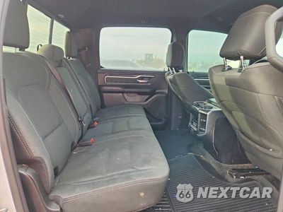 Zdjęcie 10 z 12 samochodu: 2021 RAM 1500 BIG HORN/LONE STAR VIN:1C6SRFFT4MN681153 - miniatura