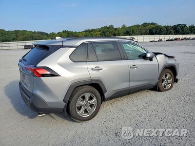 Trzecie zdjęcie samochodu z tyłu: 2025 TOYOTA RAV4 HYBRID XLE VIN:4T3RWRFV1SU208075 - miniatura