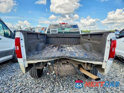Zdjęcie 6 z 12 samochodu: 2011 CHEVROLET SILVERADO K2500 HEAVY DUTY VIN:1GC2KVCG5BZ465493 - miniatura