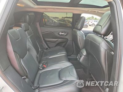 Zdjęcie 11 z 13 samochodu: 2016 JEEP CHEROKEE LIMITED VIN:1C4PJMDS0GW328069 - miniatura
