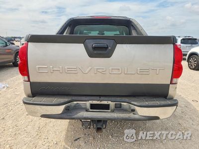 Zdjęcie 6 z 13 samochodu: 2005 CHEVROLET AVALANCHE C1500 VIN:3GNEC12Z55G209579 - miniatura