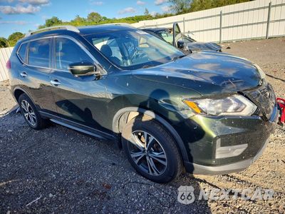 Czwarte zdjęcie samochodu z boku: 2019 NISSAN ROGUE SV VIN:5N1AT2MV4KC775072 - miniatura