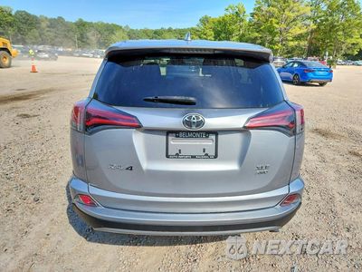 Zdjęcie 6 z 13 samochodu: 2018 TOYOTA RAV4 XLE VIN:2T3RFREV9JW802347 - miniatura