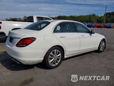 Trzecie zdjęcie samochodu z tyłu: 2019 MERCEDES-BENZ C 300 VIN:55SWF8DB2KU294488 - miniatura