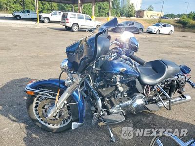Trzecie zdjęcie samochodu z tyłu: 2012 HARLEY-DAVIDSON FLHTCU ULTRA CLASSIC ELECTRA GLIDE VIN:1HD1FCM16CB610435 - miniatura