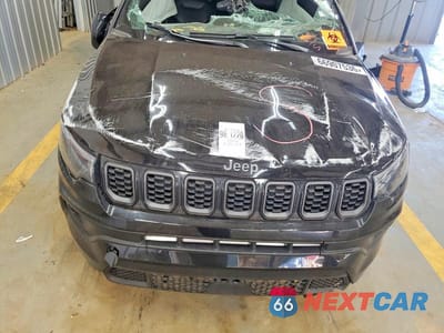 Zdjęcie 11 z 12 samochodu: 2025 JEEP COMPASS LATITUDE VIN:3C4NJDBN6ST623812 - miniatura