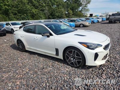 Czwarte zdjęcie samochodu z boku: 2022 KIA STINGER GT1 VIN:KNAE45LC9N6115744 - miniatura