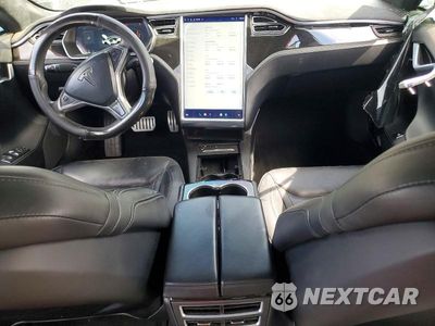 Zdjęcie 8 z 12 samochodu: 2016 TESLA MODEL S VIN:5YJSA1E44GF133007 - miniatura