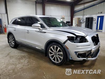 Czwarte zdjęcie samochodu z boku: 2019 LINCOLN NAUTILUS SELECT VIN:2LMPJ8K90KBL23343 - miniatura