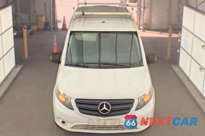 Zdjęcie 11 z 14 samochodu: 2021 MERCEDES-BENZ METRIS VIN:W1YV0CEY9M3922532 - miniatura