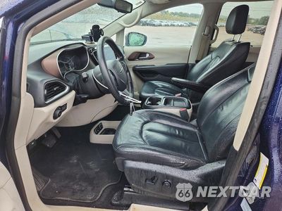 Zdjęcie 7 z 13 samochodu: 2017 CHRYSLER PACIFICA TOURING L VIN:2C4RC1BG6HR769702 - miniatura