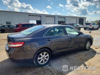 Trzecie zdjęcie samochodu z tyłu: 2011 TOYOTA CAMRY LE VIN:4T1BF3EK8BU159746 - miniatura