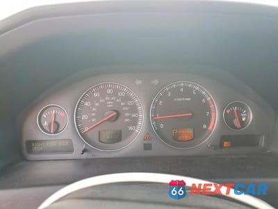 Zdjęcie 9 z 12 samochodu: 2005 VOLVO XC70 VIN:YV1SZ592151204799 - miniatura