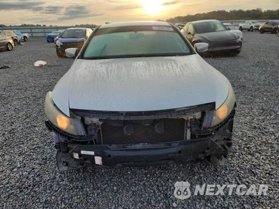 Piąte zdjęcie samochodu w środku: 2010 HONDA ACCORD LX VIN:1HGCS1A31AA015514 - miniatura