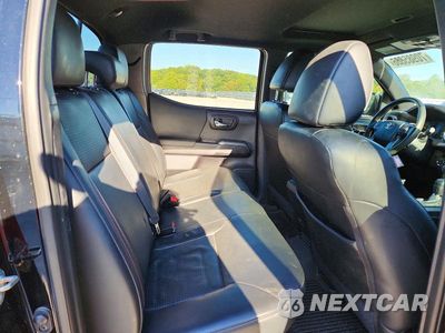 Zdjęcie 10 z 12 samochodu: 2019 TOYOTA TACOMA TRD PRO VIN:5TFCZ5AN5KX210114 - miniatura