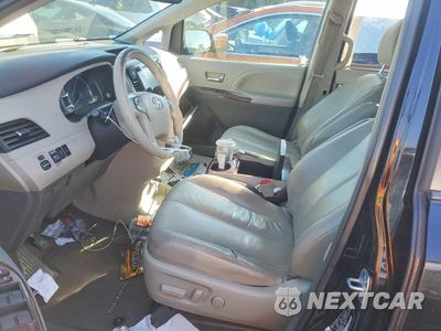 Zdjęcie 7 z 12 samochodu: 2013 TOYOTA SIENNA XLE 7-PASSENGER VIN:5TDDK3DC0DS068092 - miniatura