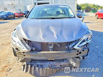 Piąte zdjęcie samochodu w środku: 2017 NISSAN SENTRA S VIN:3N1AB7AP4HY296907 - miniatura