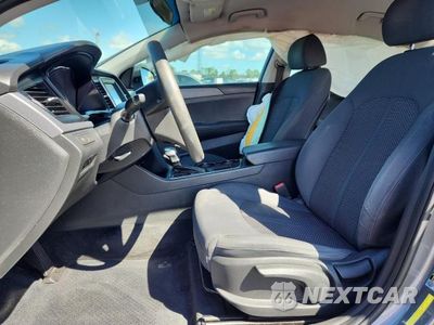 Zdjęcie 7 z 12 samochodu: 2019 HYUNDAI SONATA SE VIN:5NPE24AF8KH743960 - miniatura