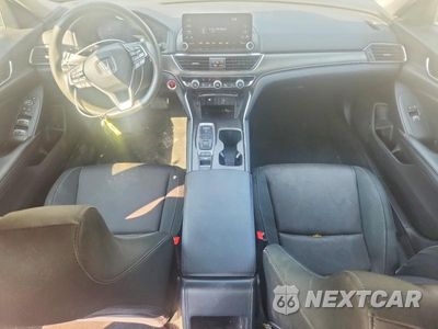 Zdjęcie 8 z 12 samochodu: 2019 HONDA ACCORD HYBRID VIN:1HGCV3F16KA009753 - miniatura