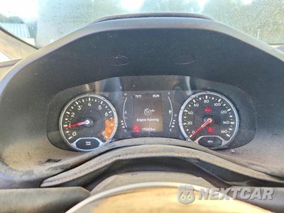 Zdjęcie 9 z 13 samochodu: 2018 JEEP RENEGADE SPORT VIN:ZACCJBAH7JPG99424 - miniatura