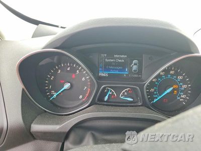 Zdjęcie 9 z 14 samochodu: 2016 FORD ESCAPE SE VIN:1FMCU9G96GUB57430 - miniatura
