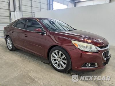 Czwarte zdjęcie samochodu z boku: 2015 CHEVROLET MALIBU 2LT VIN:1G11D5SL2FF222924 - miniatura