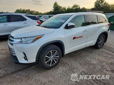 2017 TOYOTA HIGHLANDER XLE 5TDJZRFH0HS424279 - główne zdjęcie licytacji z USA - miniatura