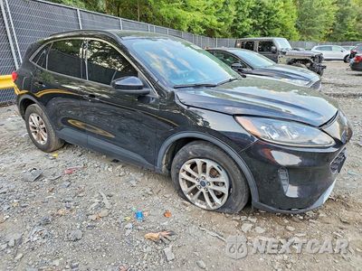 Czwarte zdjęcie samochodu z boku: 2020 FORD ESCAPE SE VIN:1FMCU9G63LUB84519 - miniatura