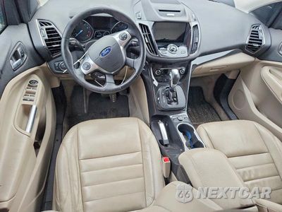 Zdjęcie 8 z 13 samochodu: 2016 FORD ESCAPE TITANIUM VIN:1FMCU9JX3GUA07802 - miniatura