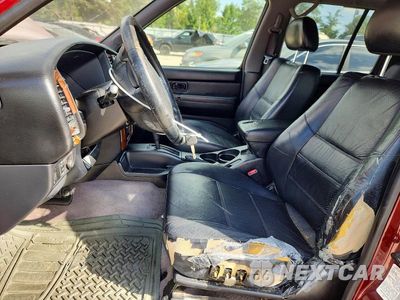 Zdjęcie 7 z 13 samochodu: 2002 NISSAN PATHFINDER SE VIN:JN8DR09X32W655961 - miniatura