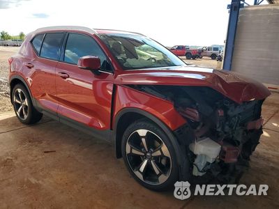 Czwarte zdjęcie samochodu z boku: 2019 VOLVO XC40 T4 MOMENTUM VIN:YV4AC2HK0K2069367 - miniatura