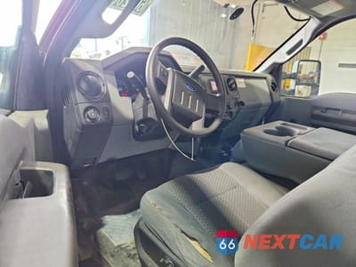 Zdjęcie 8 z 12 samochodu: 2015 FORD F250 SUPER DUTY BOX TRUCK VIN:1FDBF2B65FED21561 - miniatura