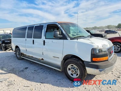Czwarte zdjęcie samochodu z boku: 2003 GMC SAVANA G3500 VIN:1GJHG39U731227666 - miniatura