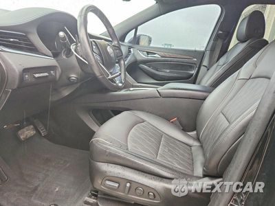 Zdjęcie 7 z 13 samochodu: 2022 BUICK ENCLAVE AVENIR VIN:5GAEVCKW5NJ180427 - miniatura
